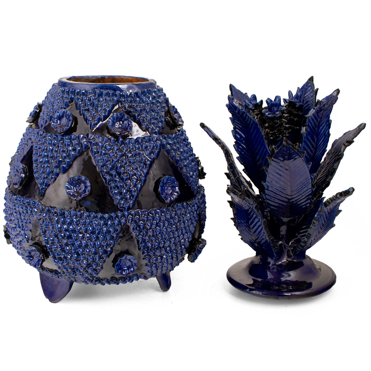 Piña Alta 19" Decorative Pineapple Sculpture