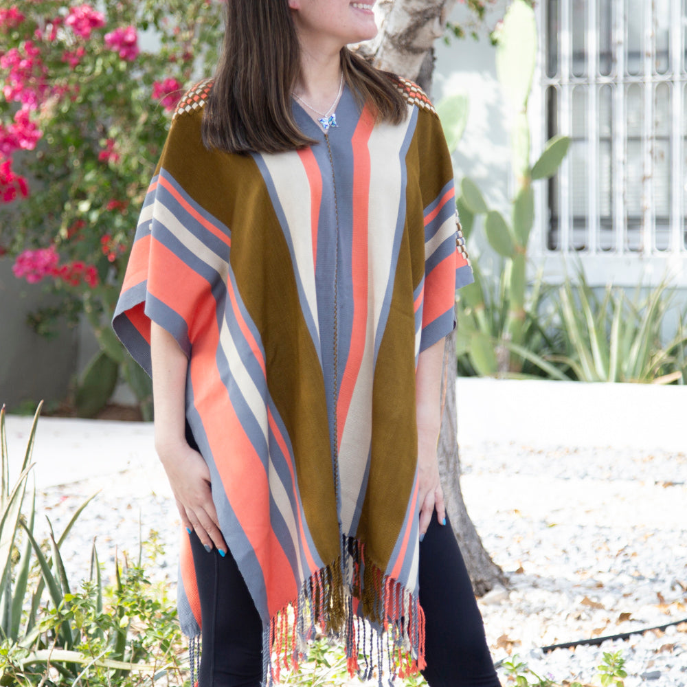 Oxchuc Lines and Rhombus Poncho