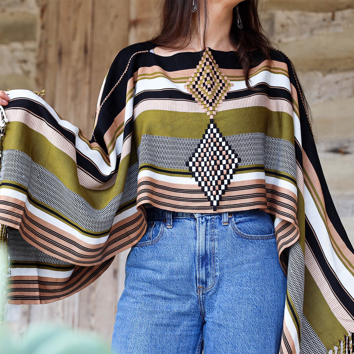 Oxchuc Lines and Rhombus Poncho