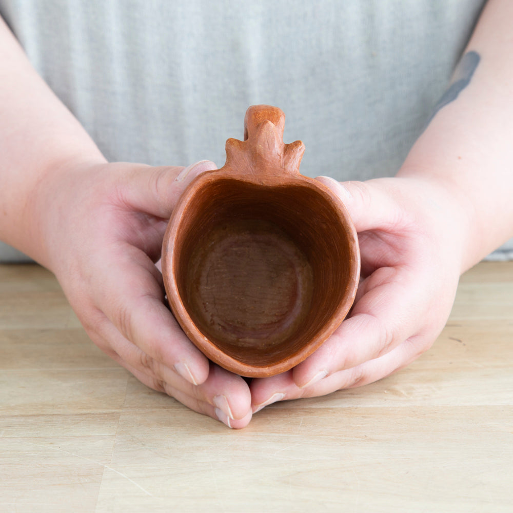 Red Clay Terracotta Corazón Heart Mug