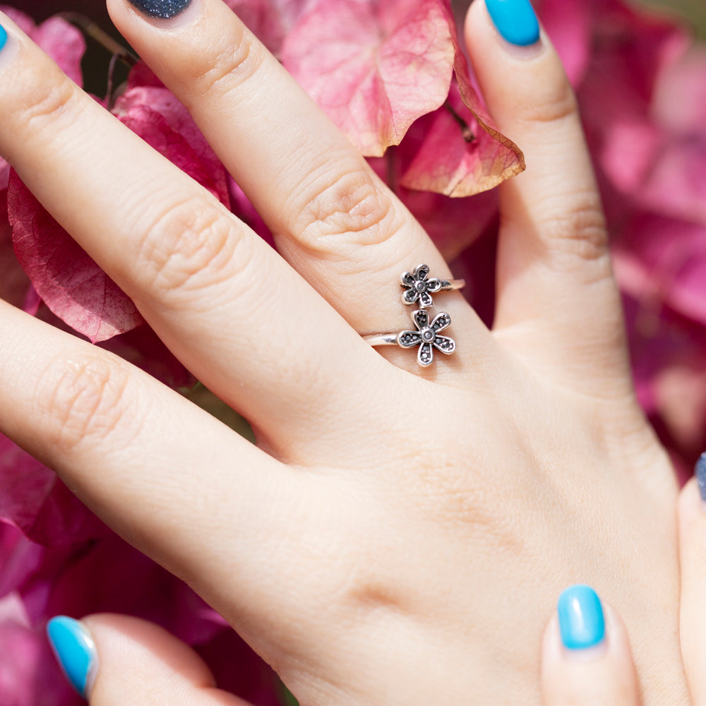 Sterling Silver Open Daisies Adjustable Ring