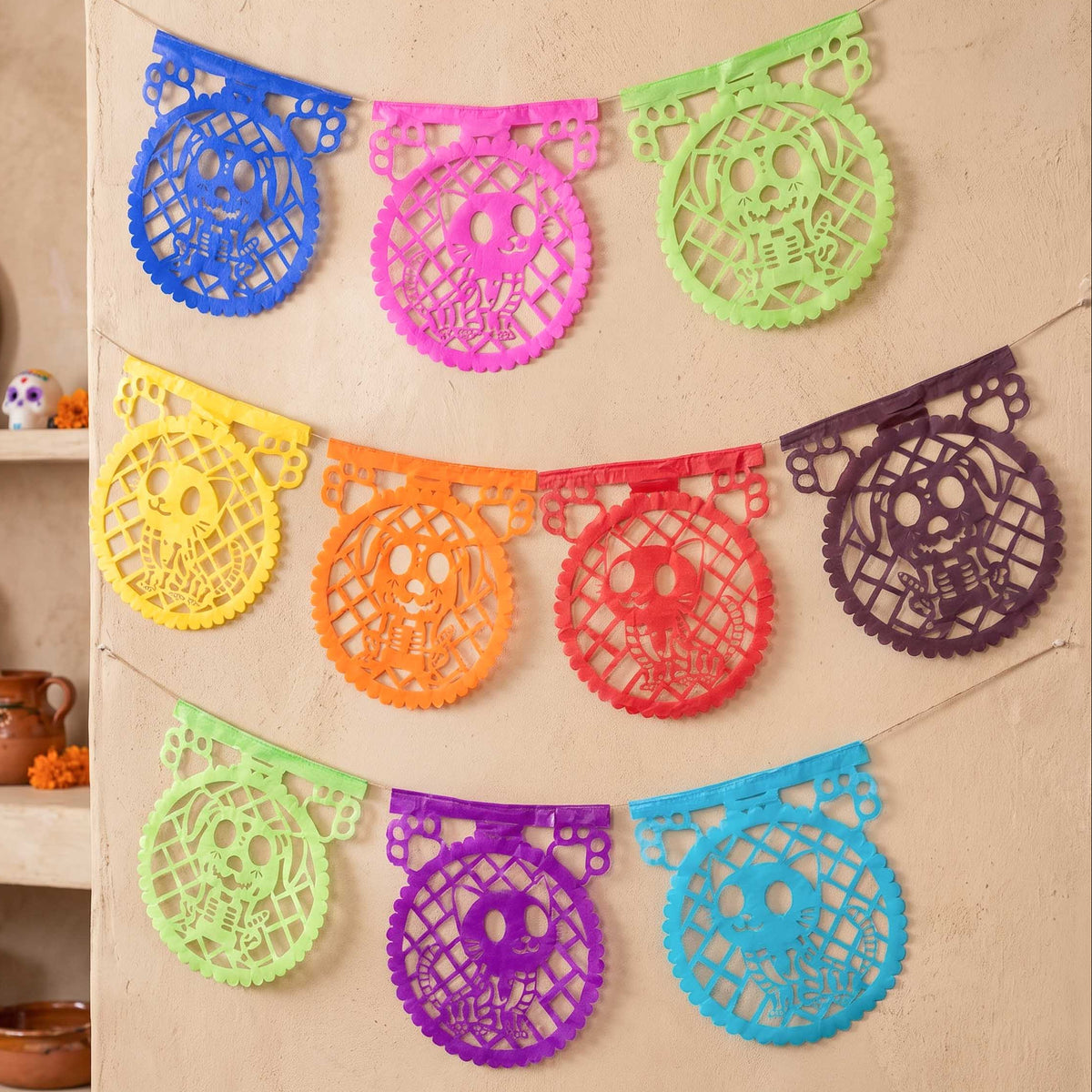 Papel Picado Rounded Dia de Muertos Dogs and Cats Banner