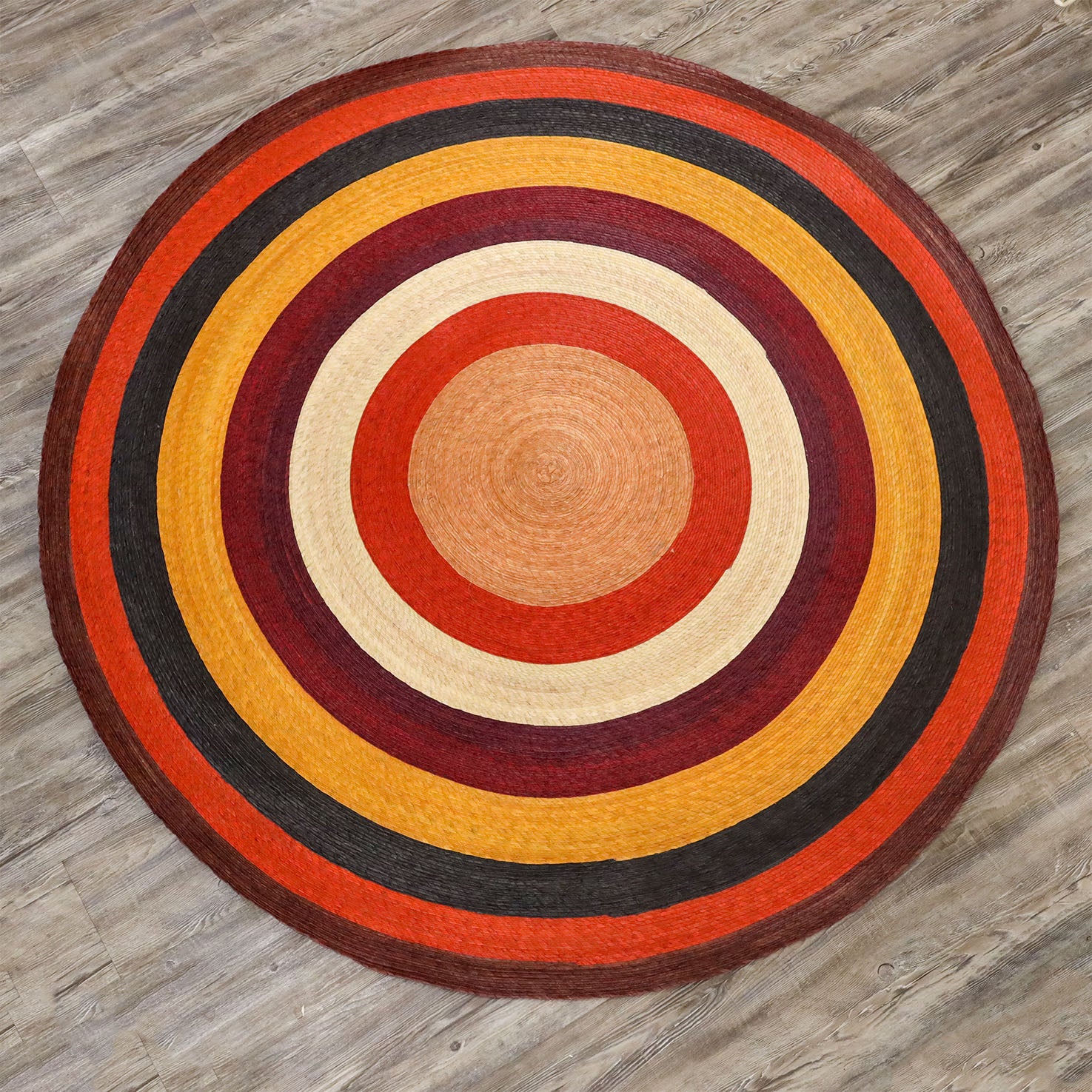 Handwoven Palm Round Area Rug (59" diameter)