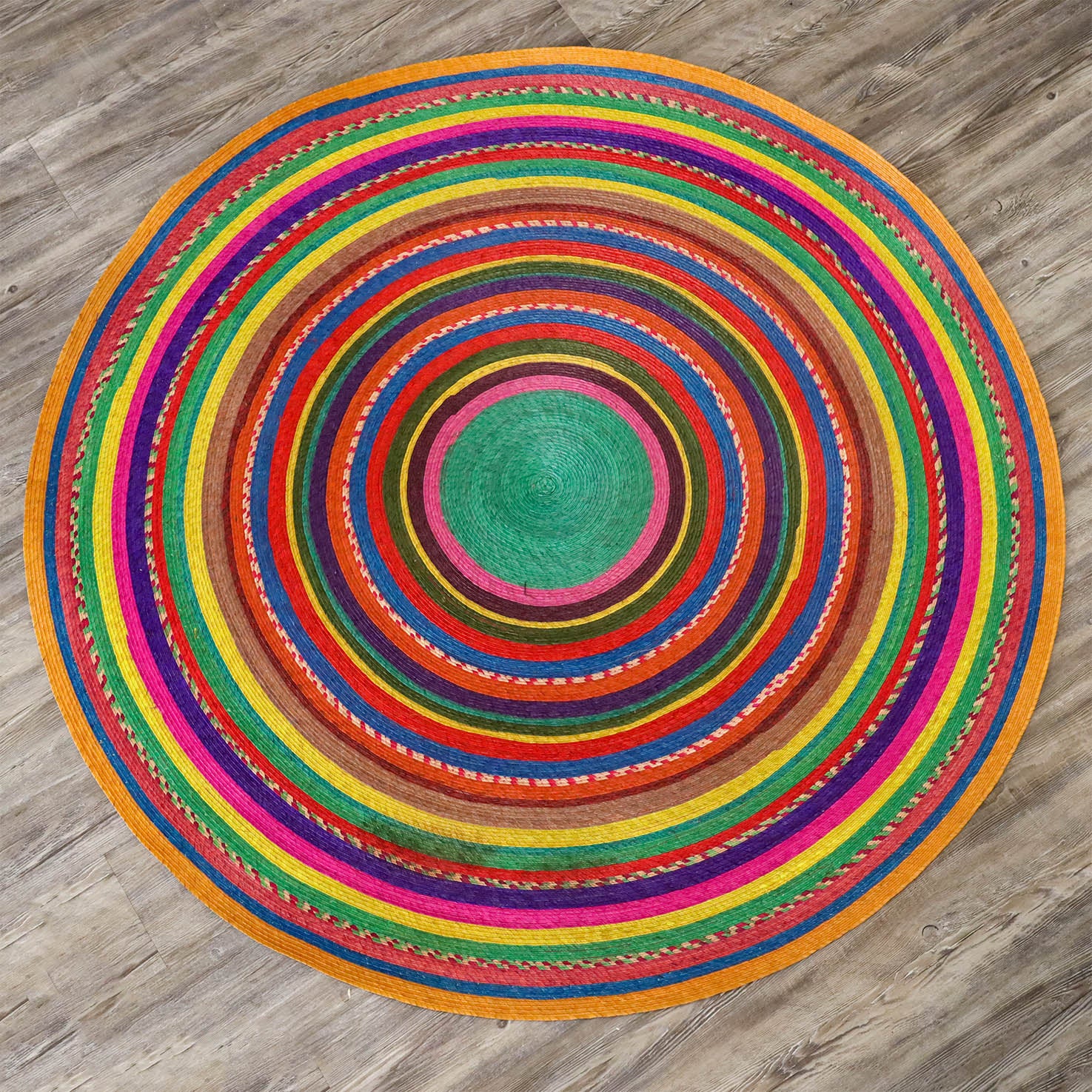 Handwoven Palm Round Area Rug (59" diameter)