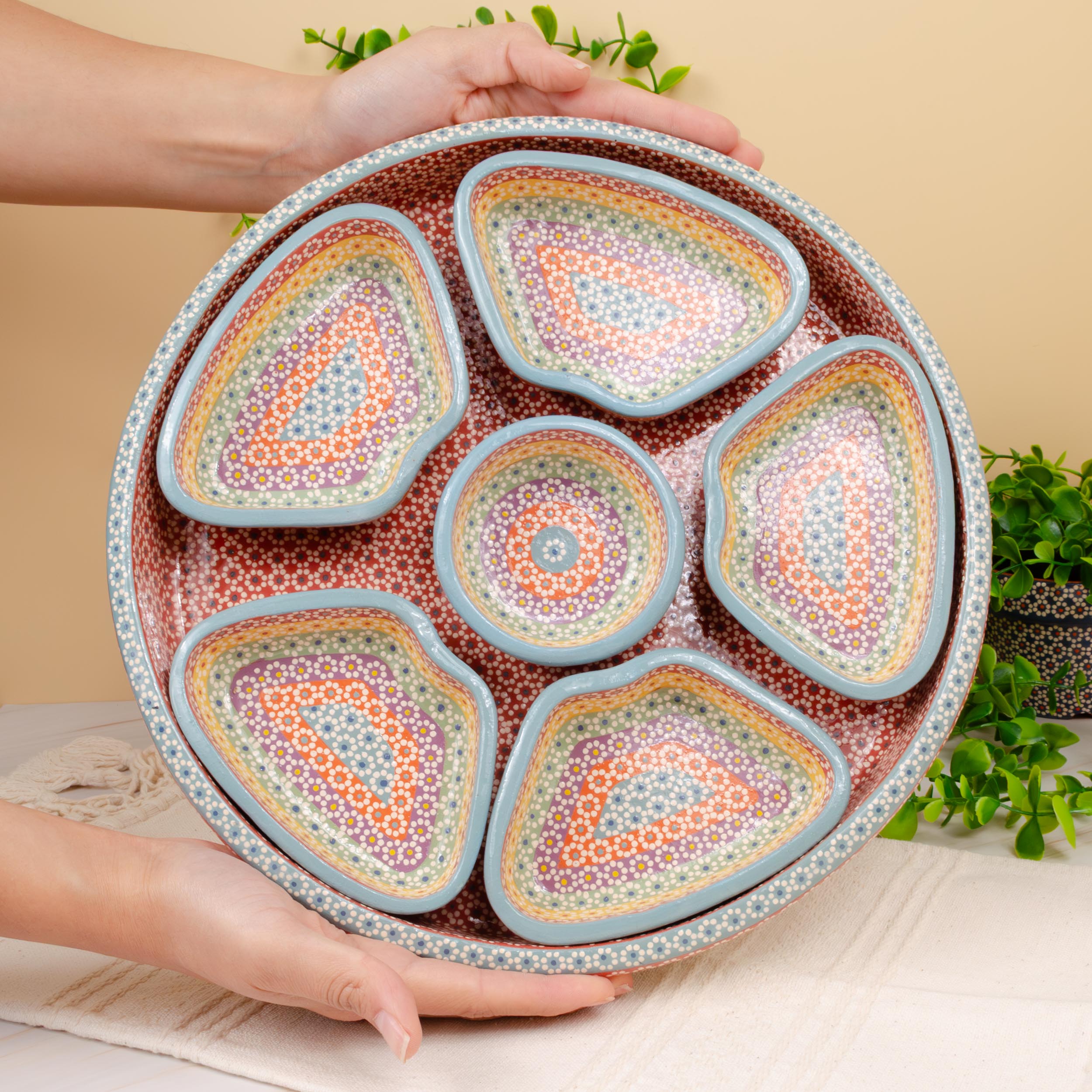 Capula Modular 7-Piece Round Serving Set