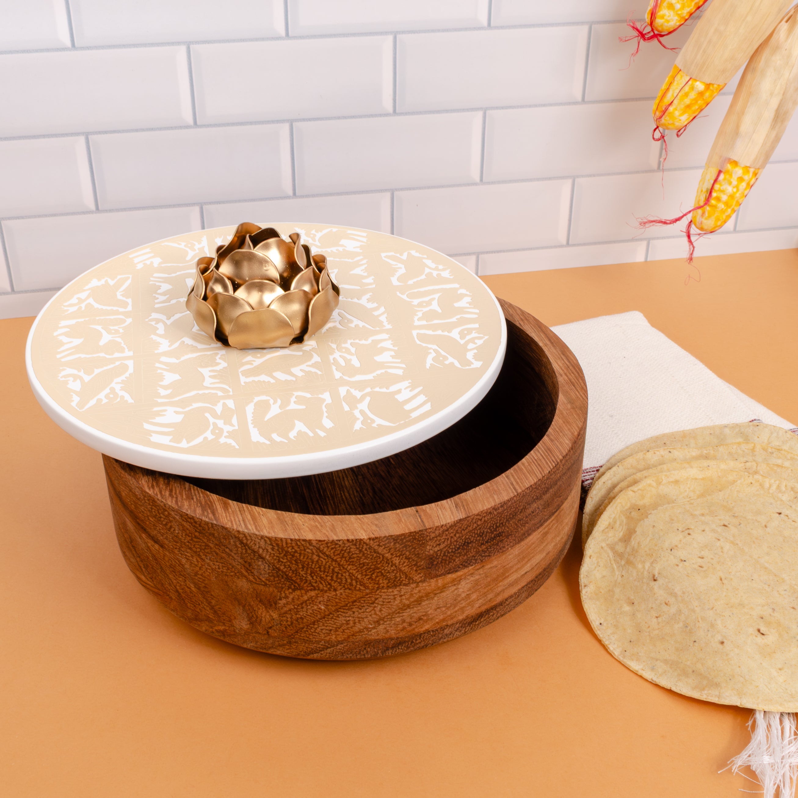 Tortillero Olinalá / Handmade Solid Wood Parota Basket