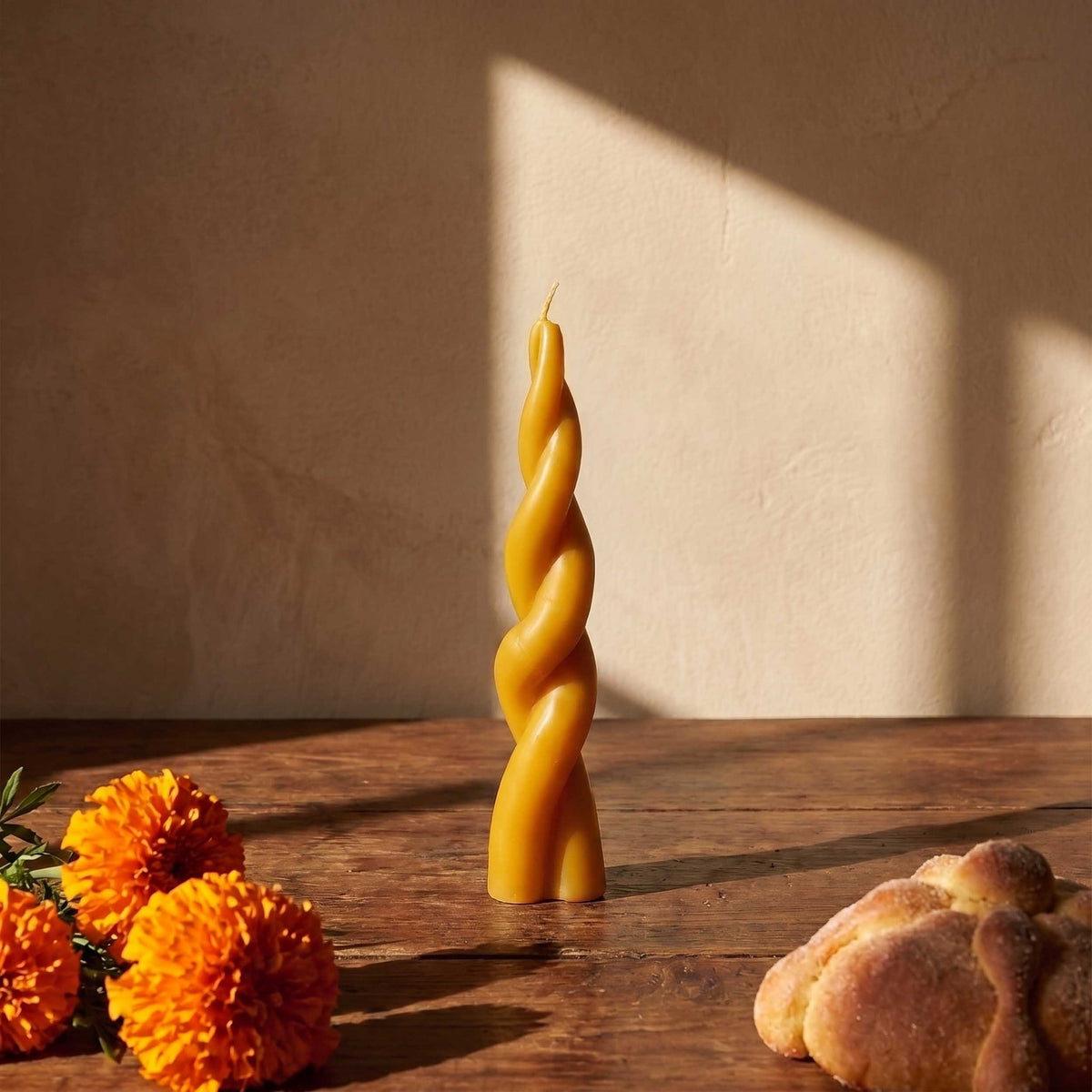 Twisted Teotitlán Beeswax Candle