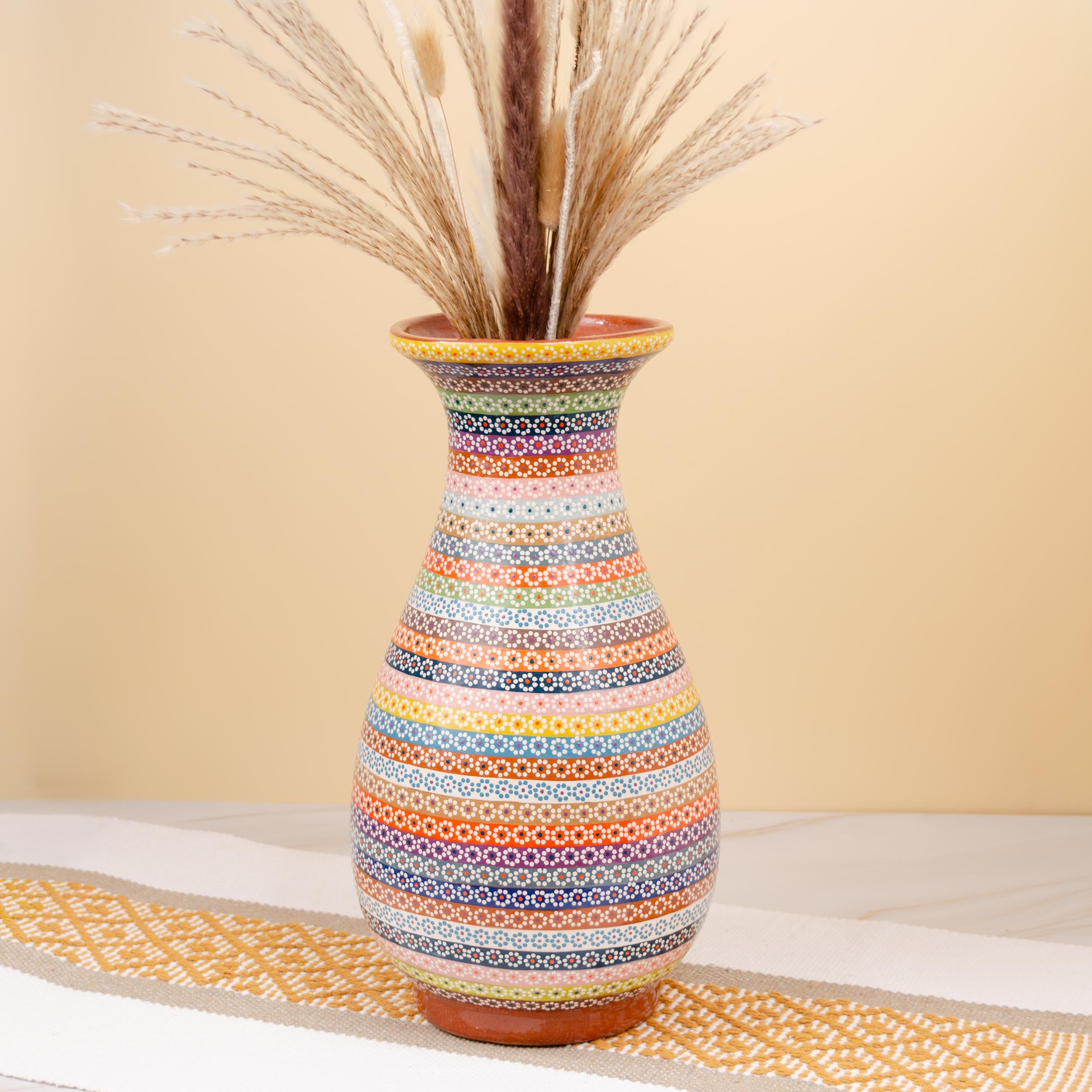 Capula Clay Decorative Bottle Neck Vase