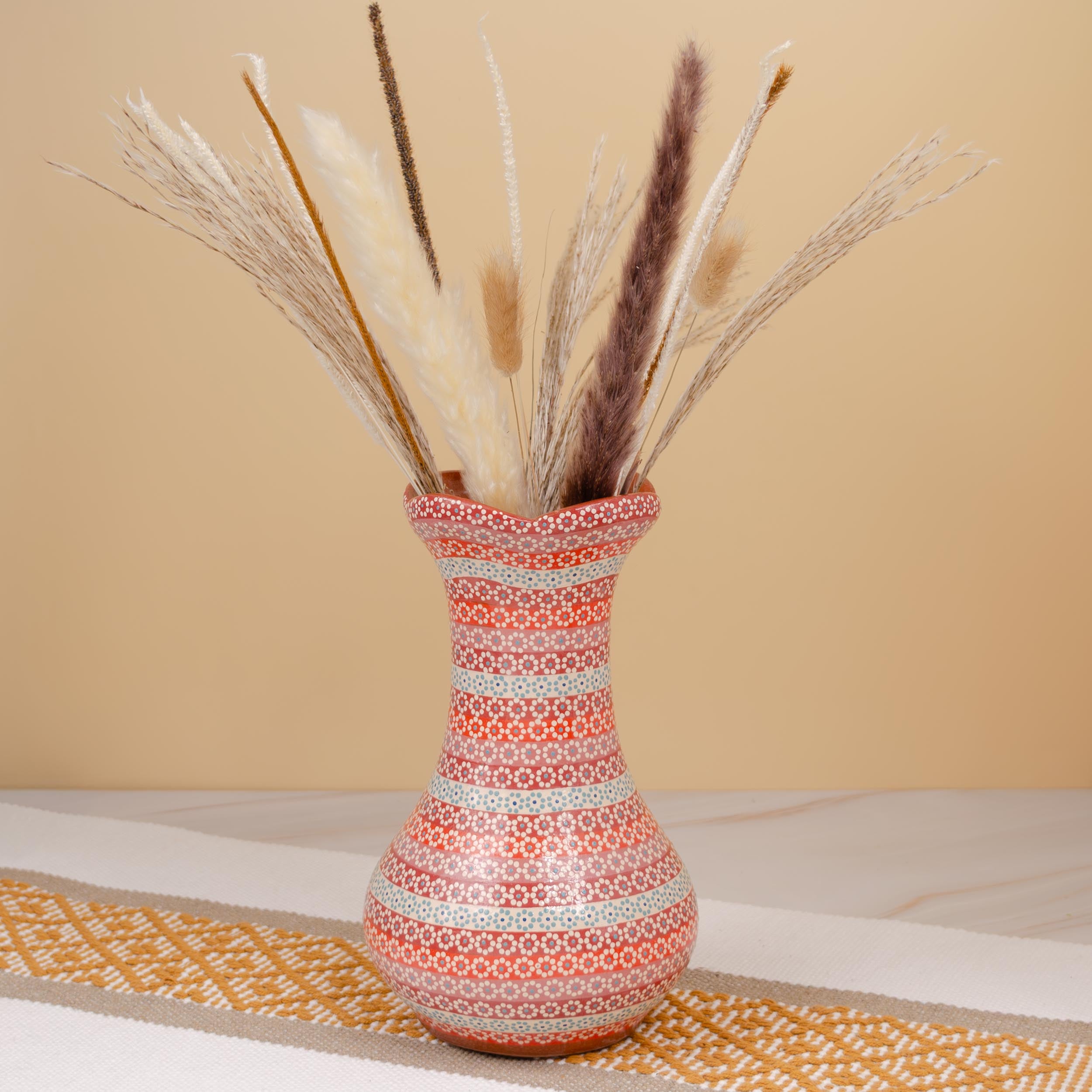 Capula Floral Opening Short Vase