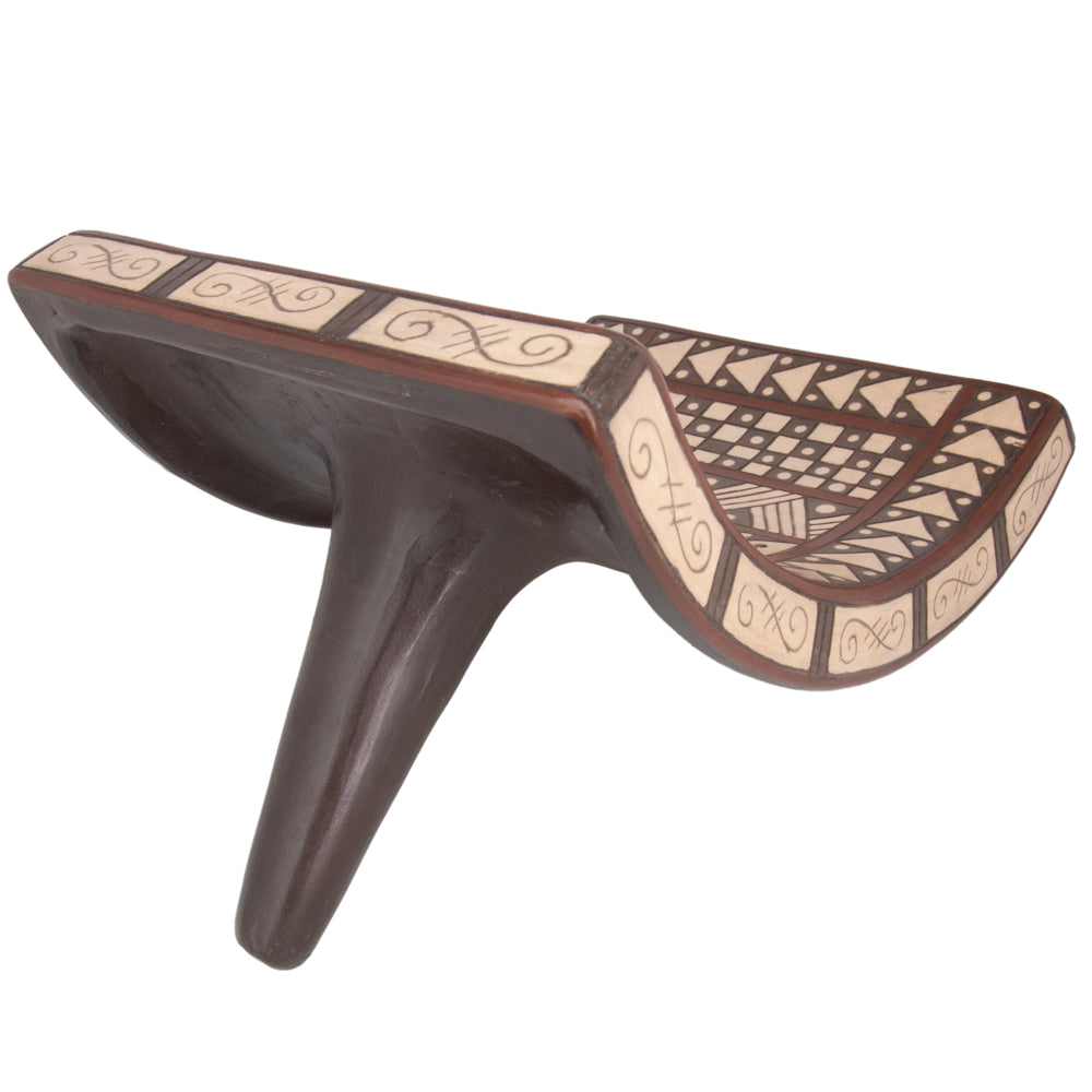 Zinapécuaro Agua Sculptural Metate and Pestle