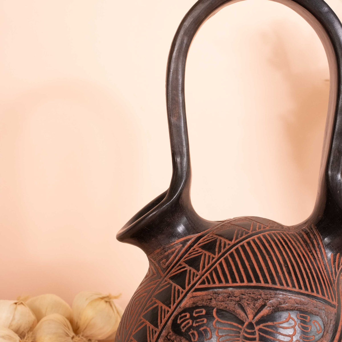 Zinapécuaro Hand-Carved Ollita de Matrimonio Ceramic Vases