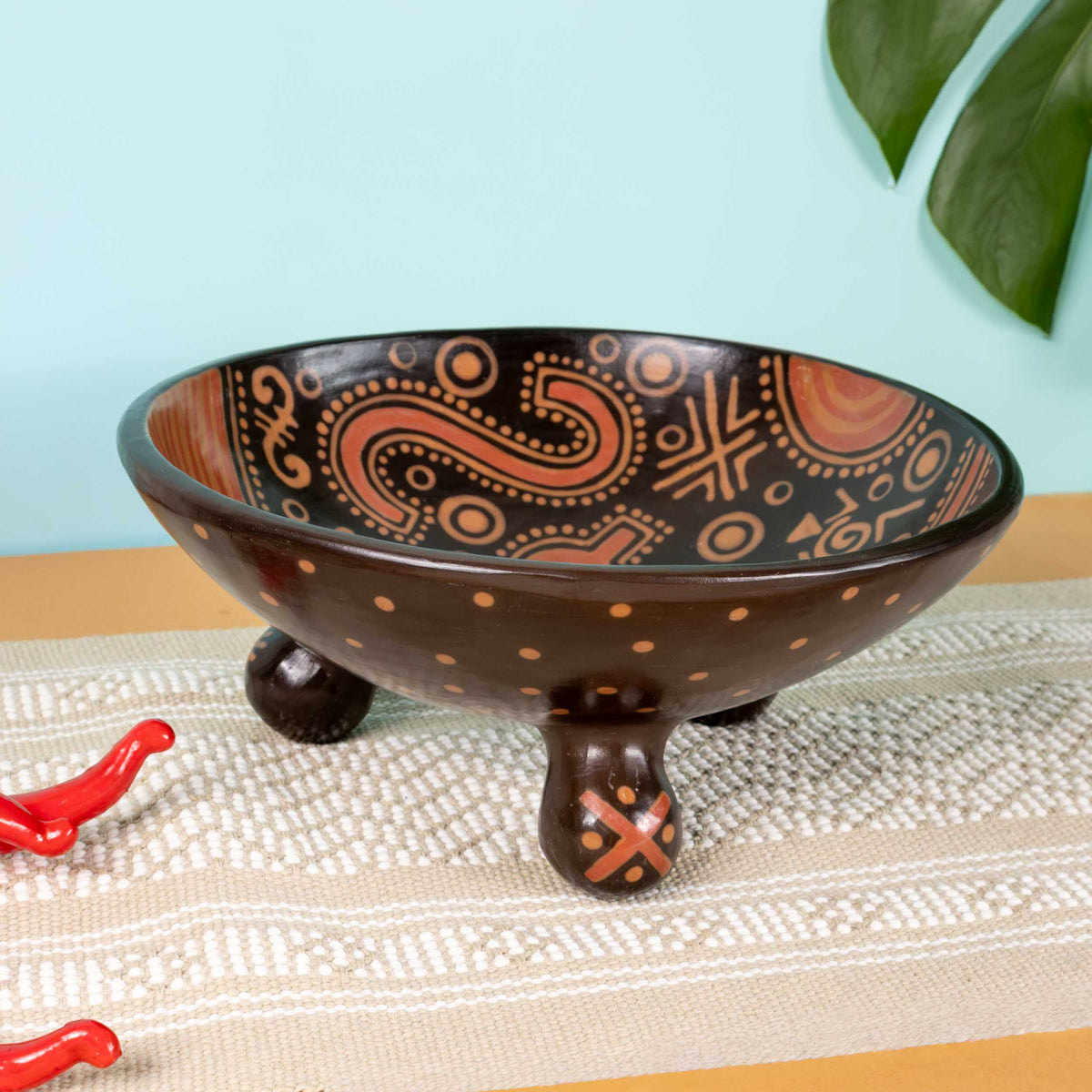 Zinapecuaro Patas Ceramic Bowl