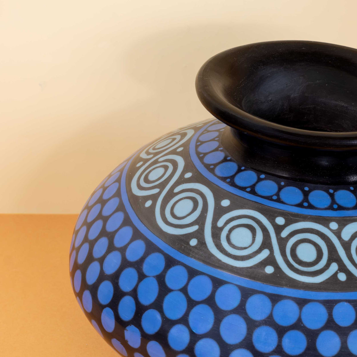 Zinapécuaro Spiral Dotted Negative Imprint Ceramic Vase