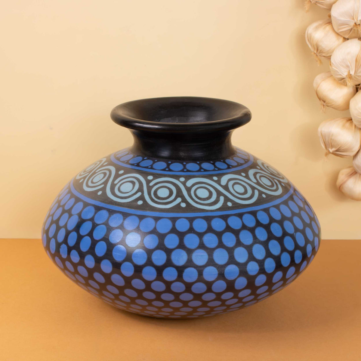 Zinapécuaro Spiral Dotted Negative Imprint Ceramic Vase