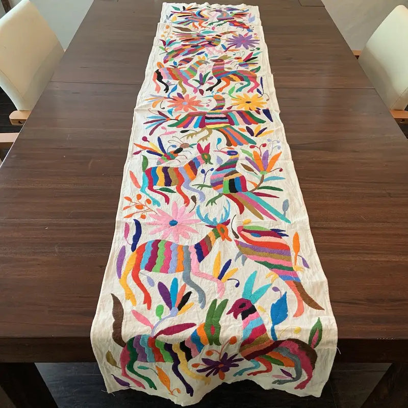 Otomí Hand-Embroidered Table Runner - 6