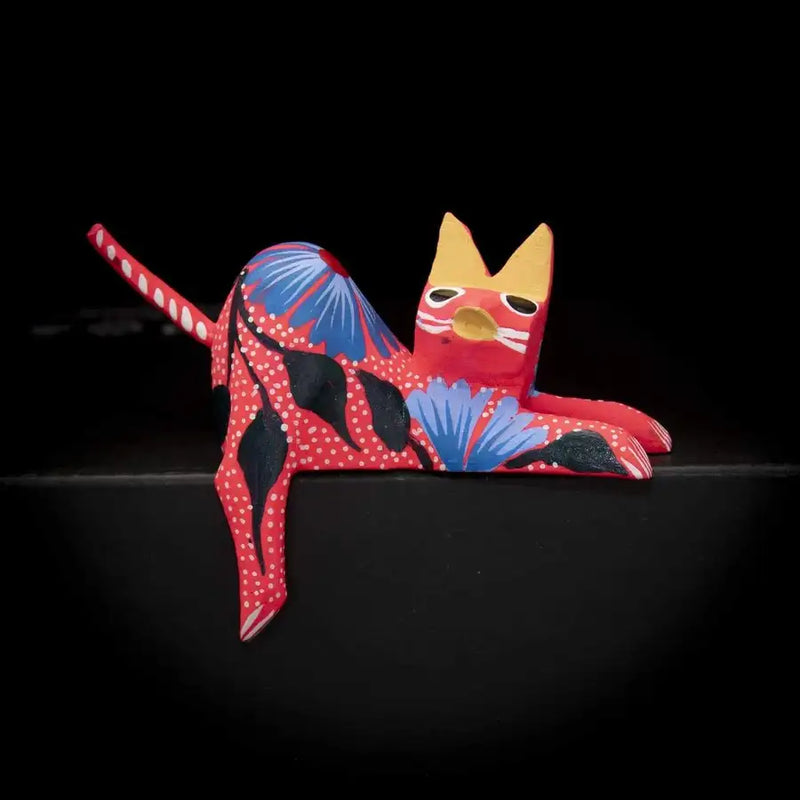 Hand Painted and Carved Hanging Cat Wooden Figurine Alebrije - 3