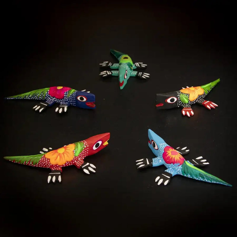 Hand Painted Iguana Wooden Figurine - 6