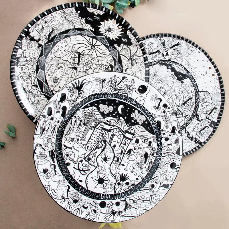 Black & White Hand-Painted Xalitla Narrative Clay Plates - 1