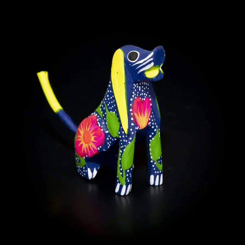 Hand Painted Long-eared Dog Wooden Figurine Alebrije - 5